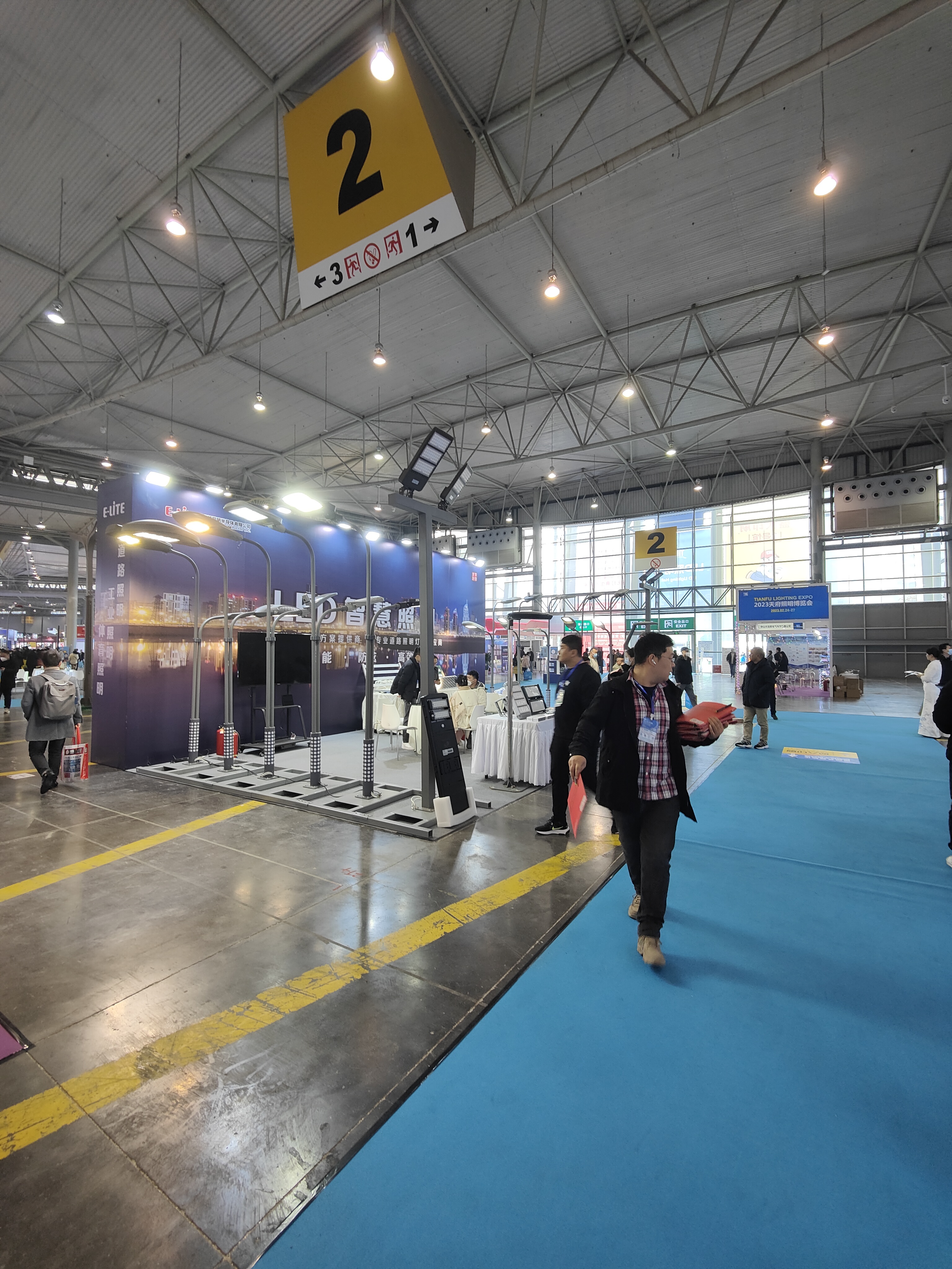 展会现场宣传丨 2023临沂照明展览会走进成都照明展(图5)